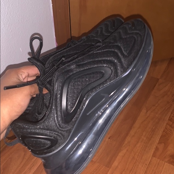 Air Max 720’s Black *no box* - Picture 2 of 3